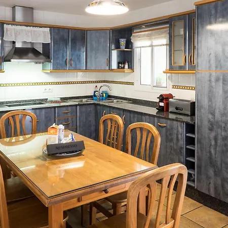 Amazing Duplex 3 Bedrooms Good Wifi With Terrace & Bbq アパート コラレホ