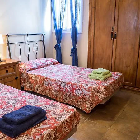 Amazing Duplex 3 Bedrooms Good Wifi With Terrace & Bbq Appartamento