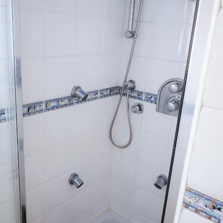 Amazing Duplex 3 Bedrooms Good Wifi With Terrace & Bbq * コラレホ